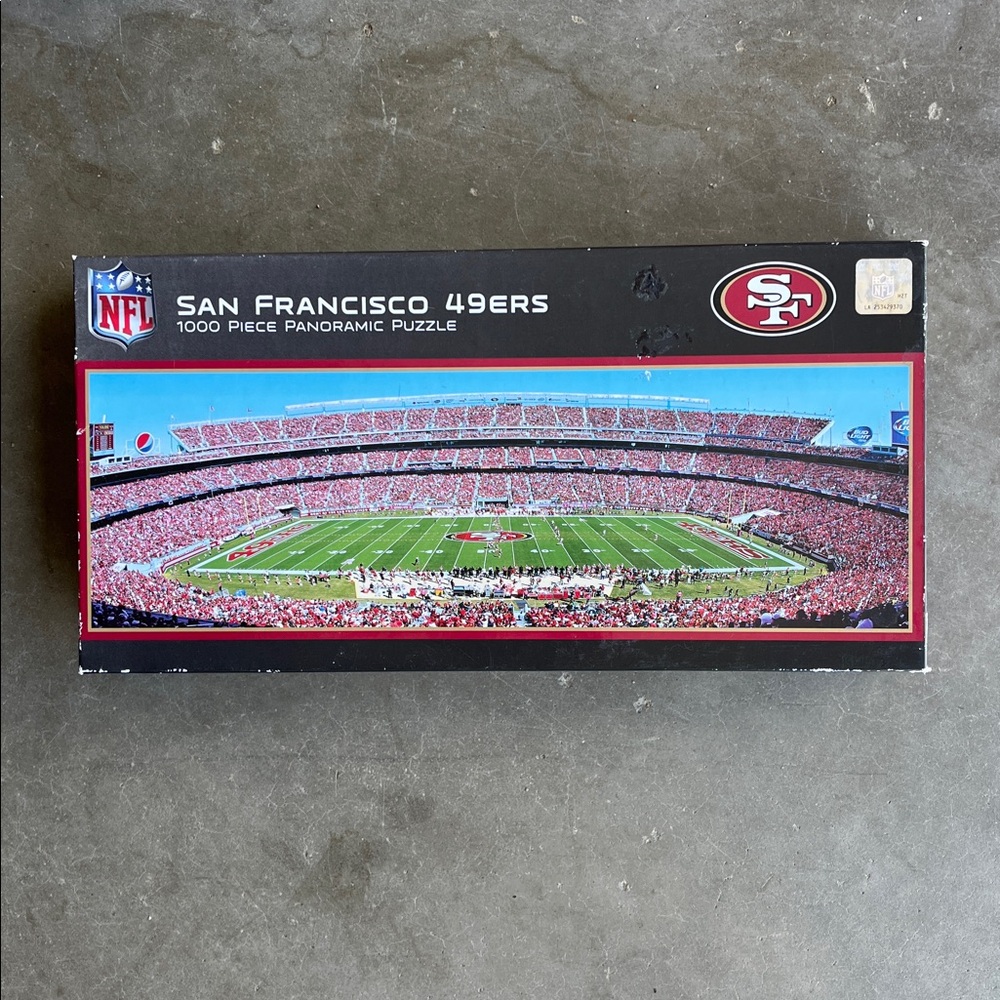 NFL San Francisco 49ers 1000 piece panoramic puzzle. New